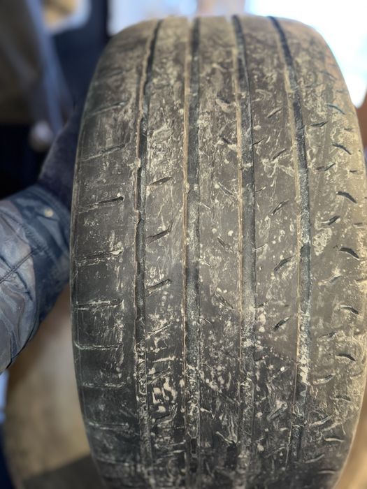 Шины летние 245/45 R20