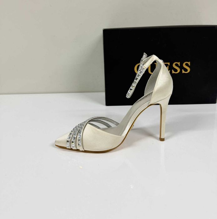 Guess Gadella Естествен сатен
