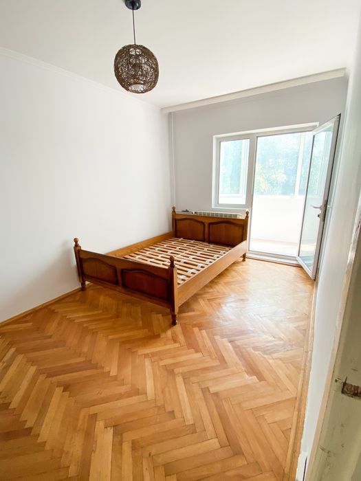 Apartament cu 3 camere