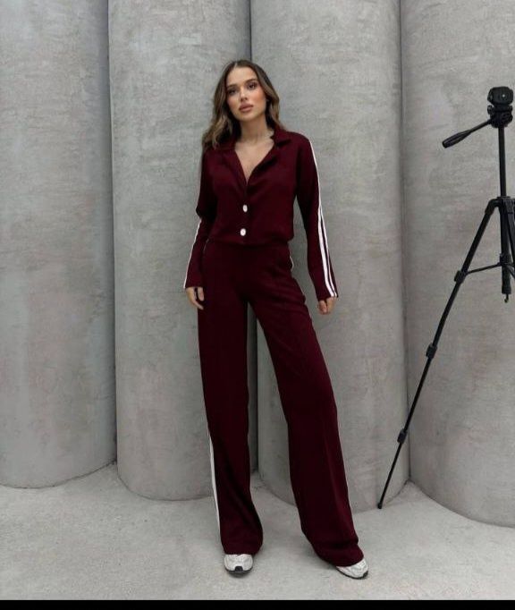 Compleu damă diferite modele