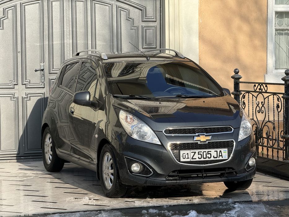 Спарк 2022 yil Spark Avtomat 4 pazitsa kraska toza idaal holatda