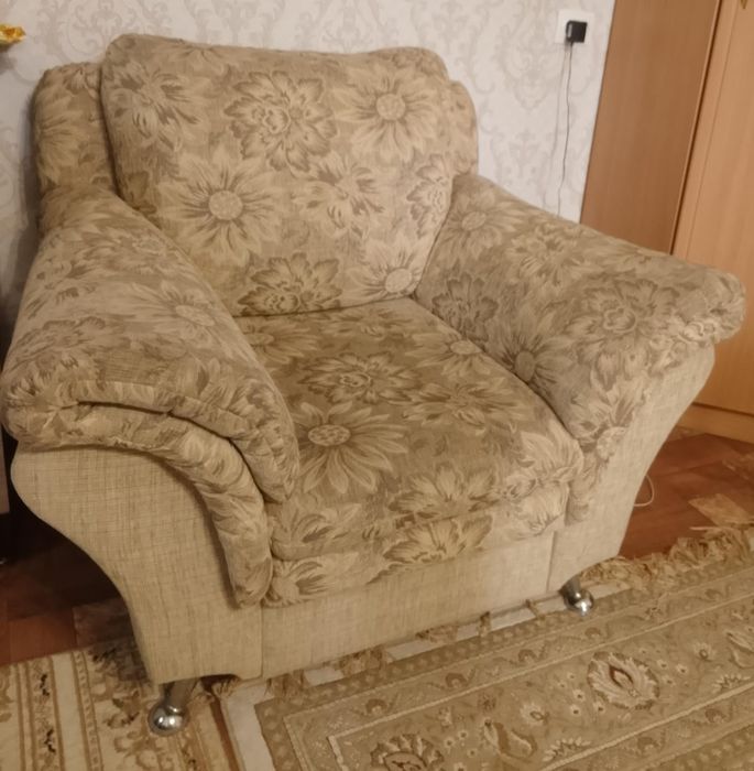 Продам мягкую мебель б/у