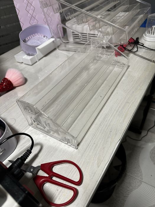 Полочки для лаков