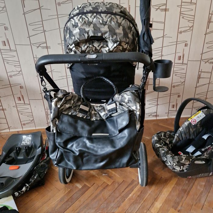 Бебешка количка Cybex Priam Butterfly