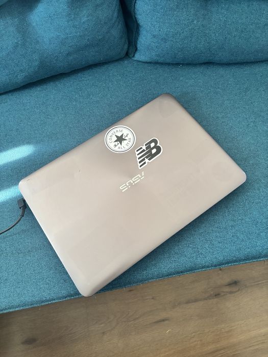 Asus Light gaming• i7-6700HQ• 12gb ram Ddr4• SSD 256gb• GTX 950