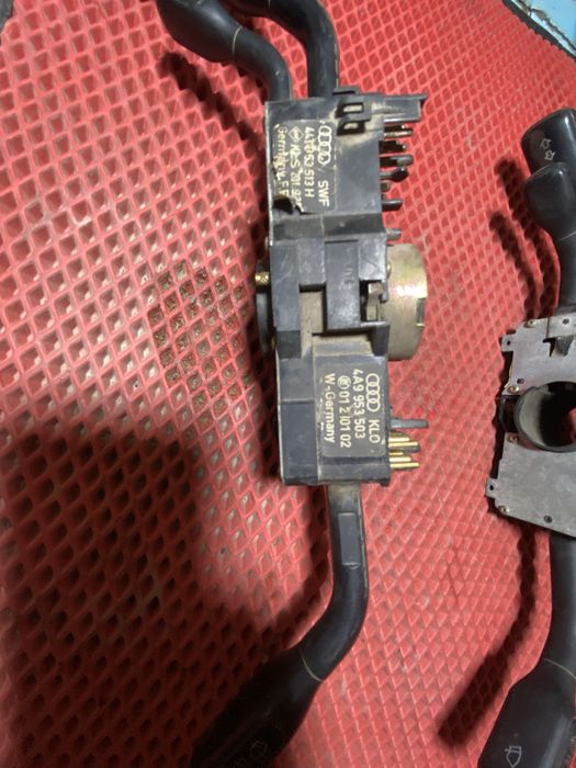 Переключатель подрулевого управления(рожок,гитара) Ауди