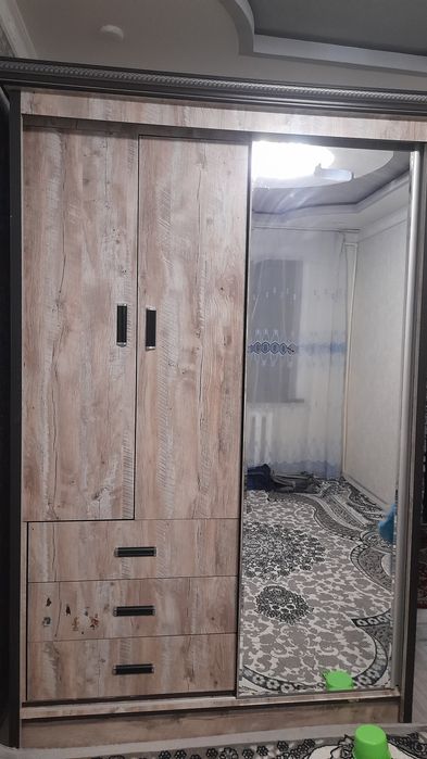 Продаётся шифонер раздвижной