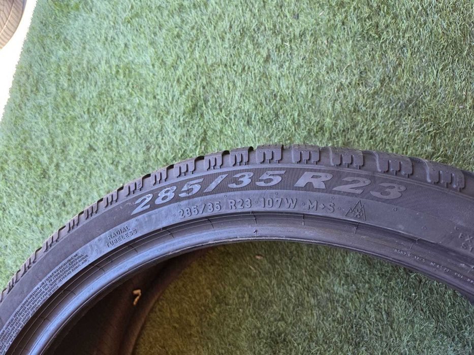 285 35 23 pirelli