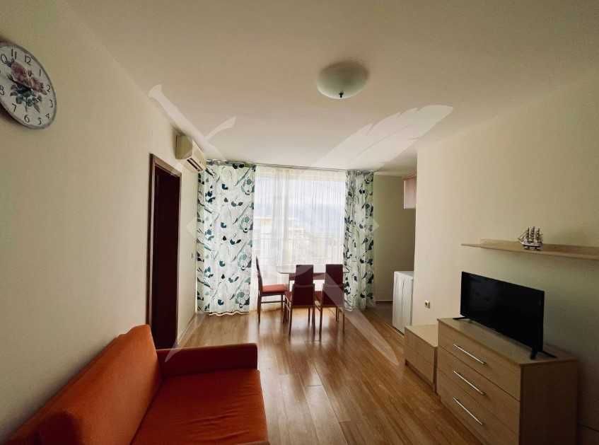Продава се Двустаен апартамент в Свети Влас - 66 кв.м за 595 €/кв.м - Снимка #2