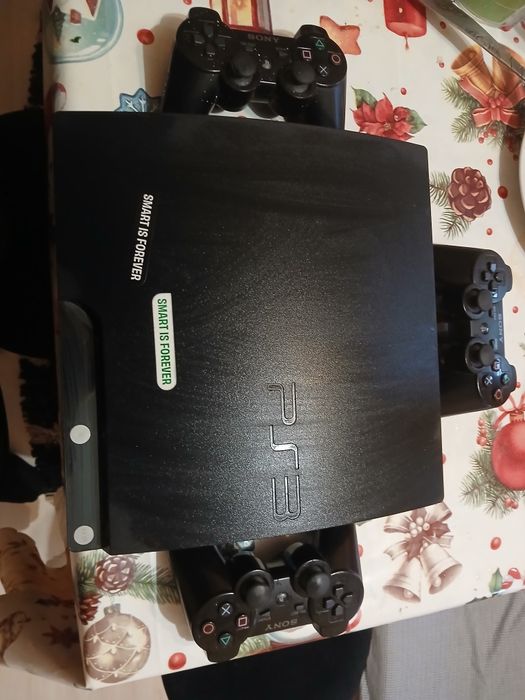Vând Ps 3 Urgent(3 manete)