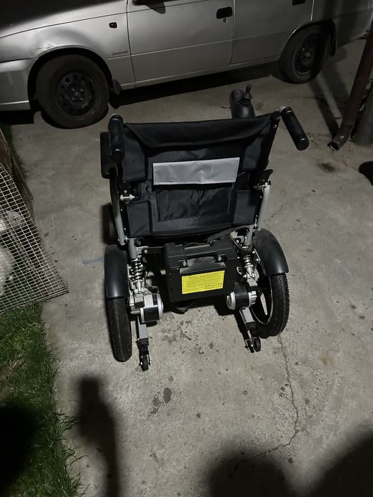 Инвалидная коляска