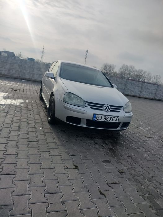 Volkswagen Golf V