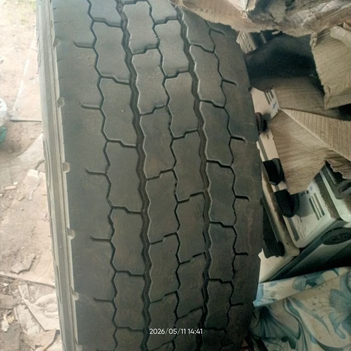Продам шины грузовые б/у