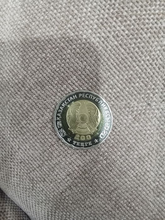 Продам юбилейный монету