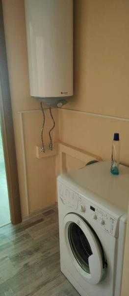 Дава се под наем Тристаен апартамент в Бургас, Изгрев - 64 кв.м за 484.5 € - Снимка #4