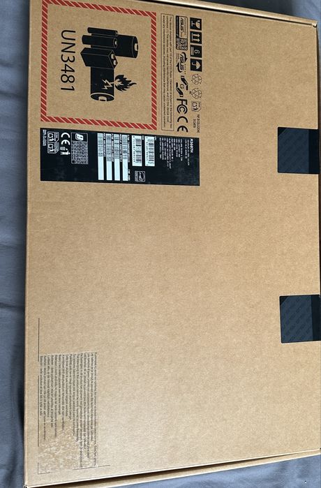 Продам ноутбук ASUS Vivobook 16