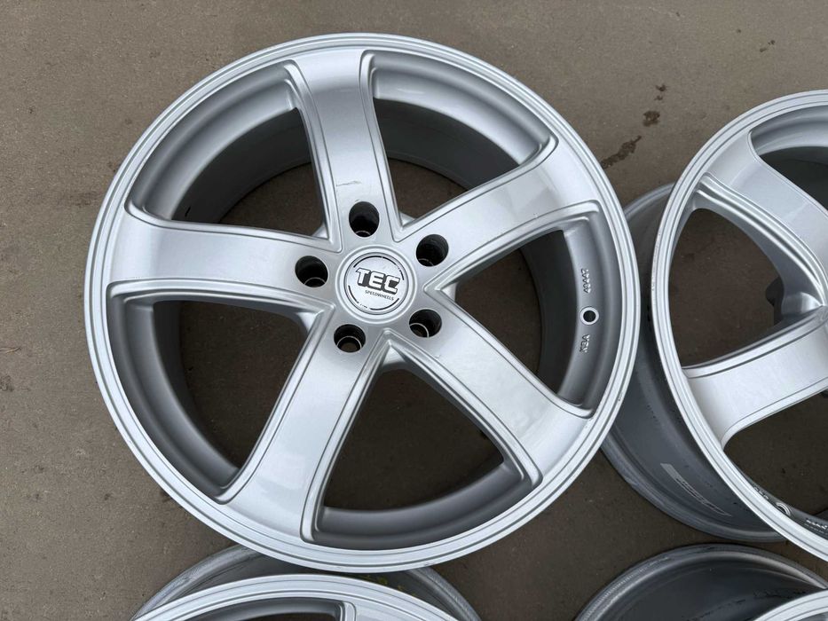 4 бр. алуминиеви джанти TEC 18" 5x120 , централен отвор 74.1, ET20, 8J
