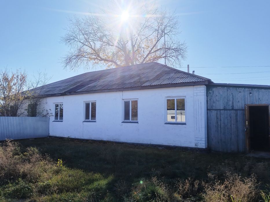 Продам квартиру село песчаное