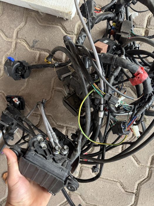 Dezmembrez motor aprilia rs4 125