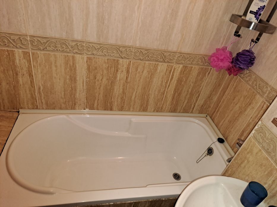 Apartament semidecomandat cu două camere