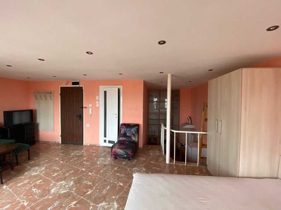 Дава се под наем Двустаен апартамент в Бургас, Възраждане - 40 кв.м за 175 € - Снимка #6