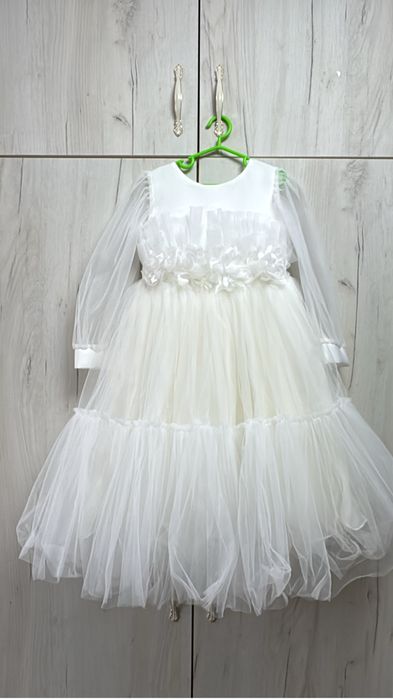 Нарядное платье на мероприятия, утренники