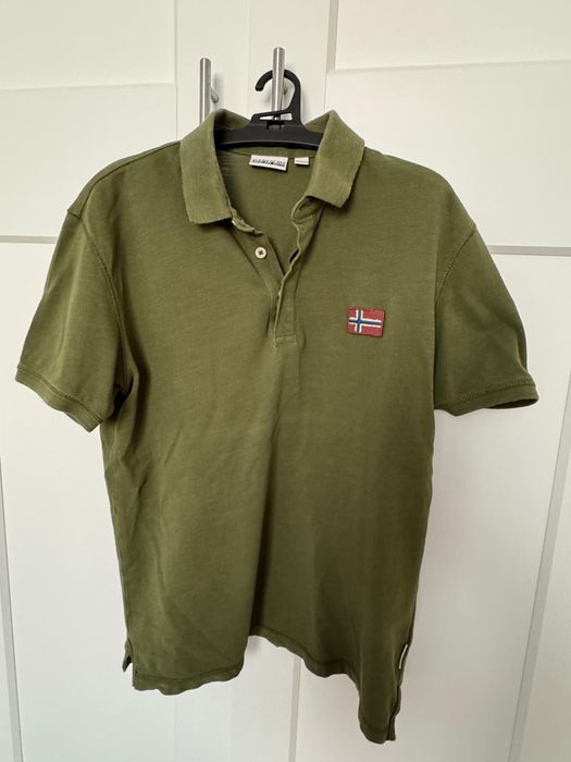 Vând tricouri Polo Impecabile