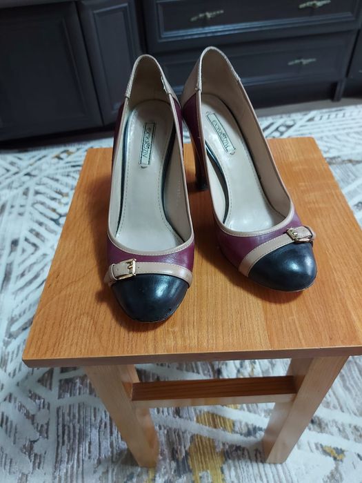 Туфли очень красивые.