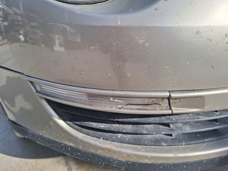 Предна броня Vw Passat 6 / Фолксваген Пасат 6 2006г.