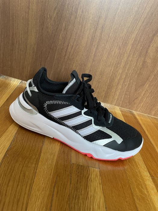 Adidasi Adidas NOI