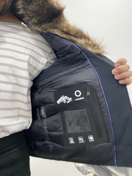 Продам куртку пуховик