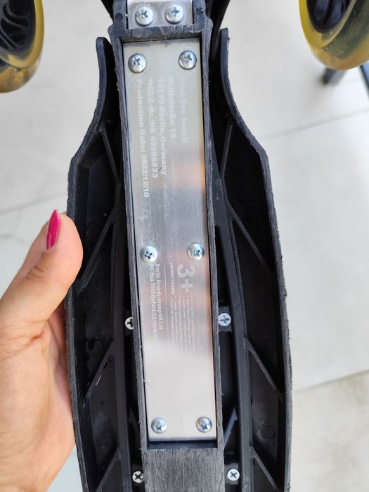 Trotineta cu lumini Fun Pro 4-6 ani