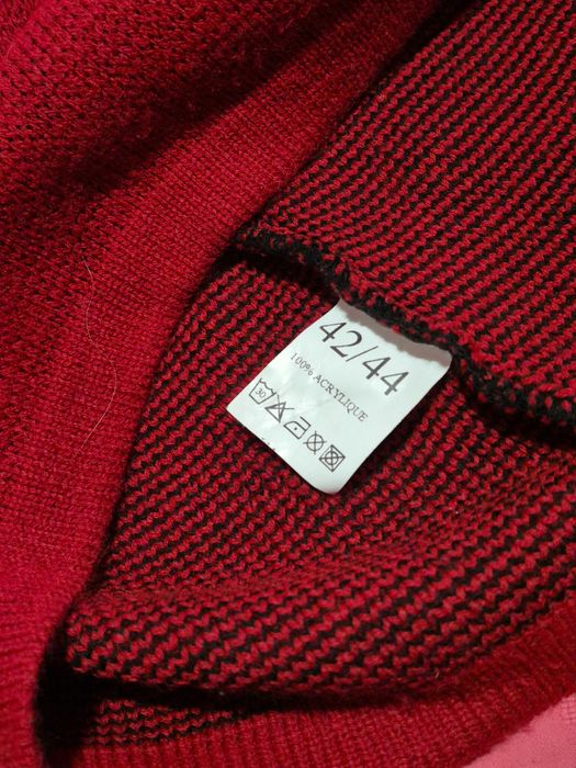 Pulover dama, rosu cu negru, 42-44, stare impecabila