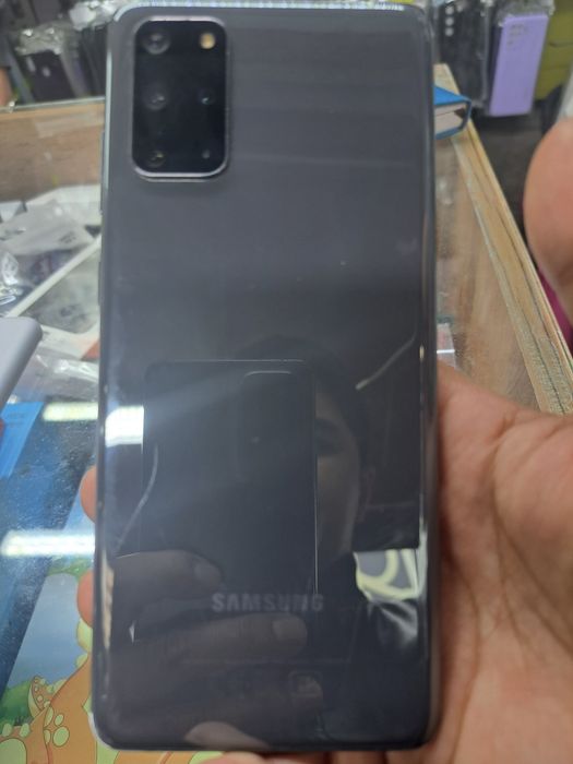 Samsung galaxy S20+ 128Gb Original
