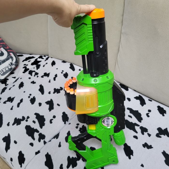 Бластер автомат с мягкими пулями