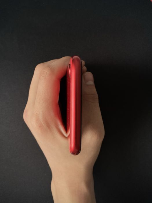 iPhone SE 2 64Gb Red Product Apple 2020