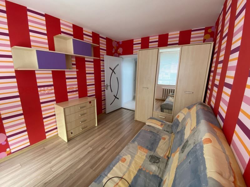 Дава се под наем Тристаен апартамент в София, Връбница 2 - 80 кв.м за 612 € - Снимка #4