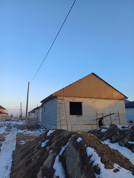 Продам дом с черновой отделкой