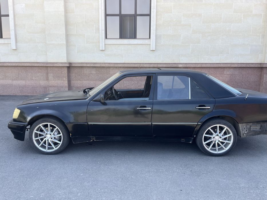 Mersedes Benz w124