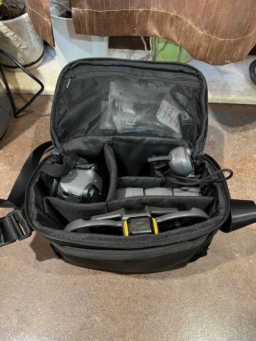 DJI Avata 2 Fly More Combo