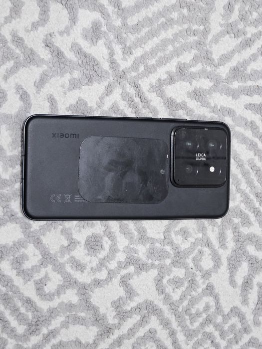 Продам флагман Xiaomi 14 (12/512) black