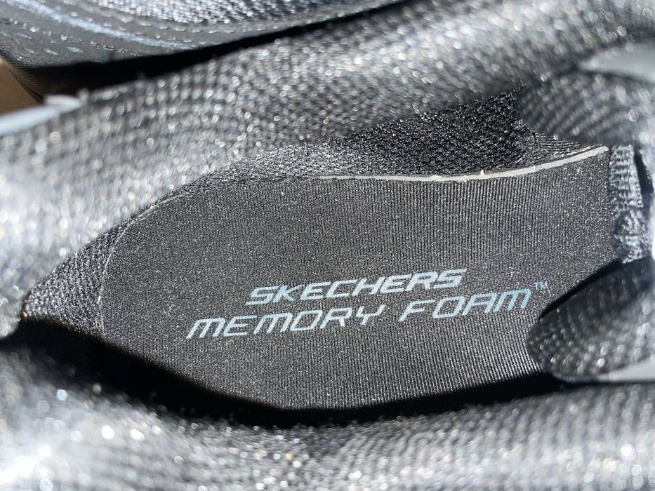 Skechers Memory Foam 40 номер 25.5 см