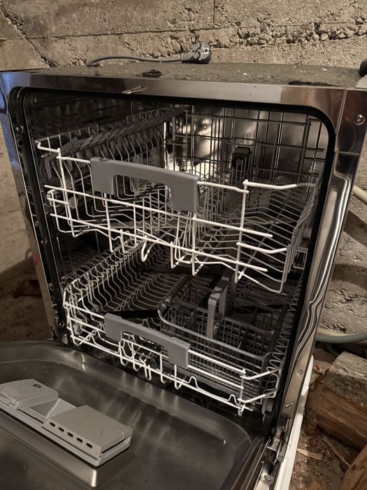 Masina de spalat vase incorporabila Candy