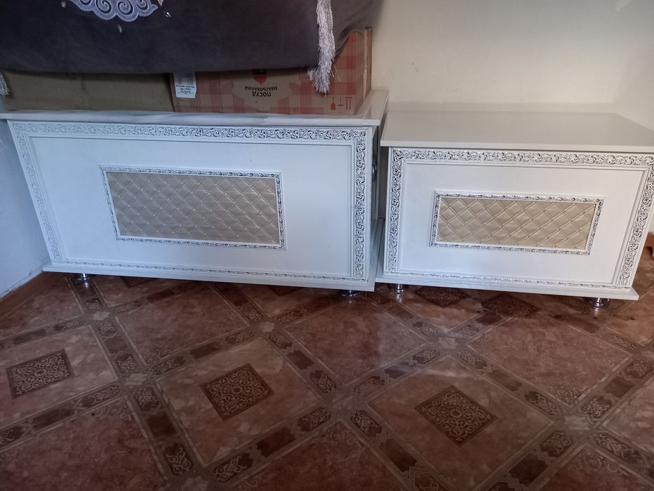 продам сандык, большой и маленький.