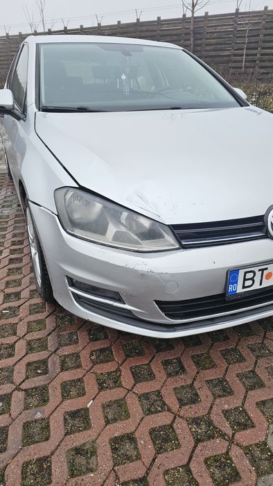 Vând Golf 7 2013 1.6 diesel 105 hp
