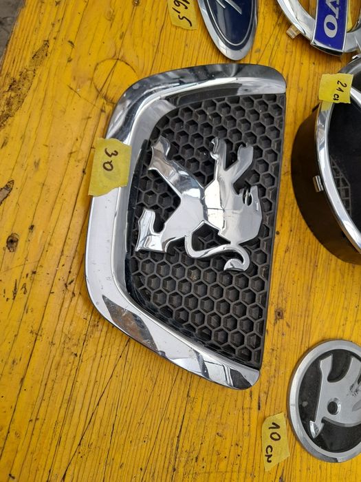 Емблема Vw Skoda Ford Seat  Mercedes Volvo  Peugeot Dacia