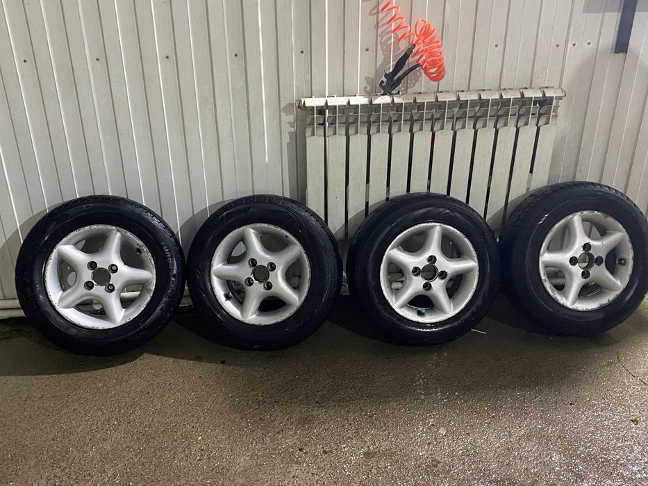 Продам резину с титанками