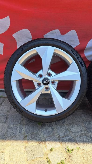 Оригинални джанти Ауди Фолксваген Шкода 18 цола зимни гуми 225 40 18