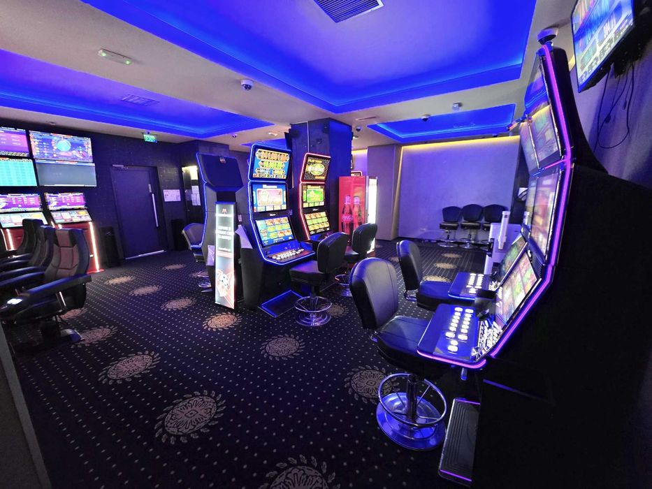 Spatiu Comercial Parter Potcoava de Aur