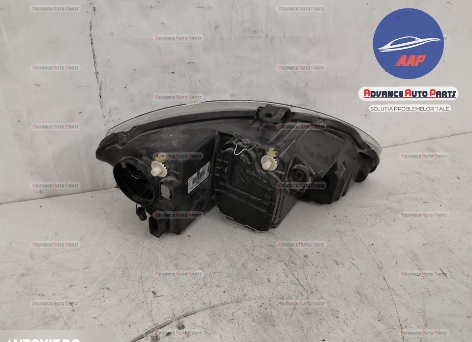 Ляв фар оригинален с халоген Сеат Алтеа / Seat Altea [Преведен българс